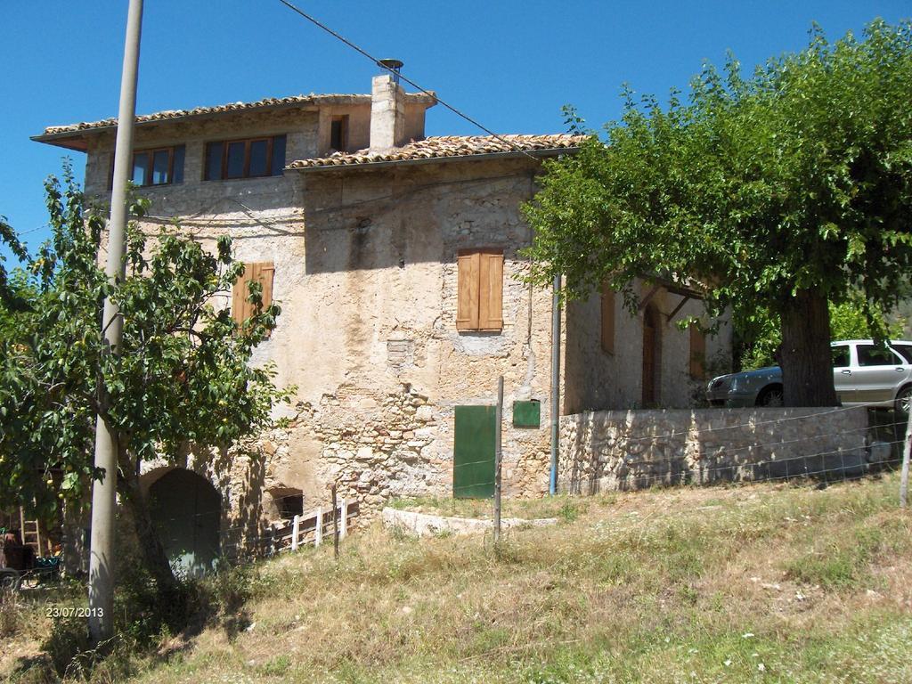 Agriturismo Il Palazzetto Campello sul Clitunno Exterior foto